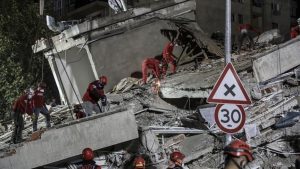 İzmir depreminde kaybedilenler unutulmadı