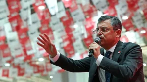 Eski başsavcıdan Özgür Özel'e miting tepkisi