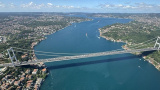 İstanbul Boğazı'nda gemi trafiği askıya alındı