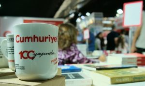 Cumhuriyet Kitapları, Antalya Kitap Fuarı'nda yer aldı