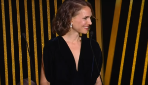 Natalie Portman Ballon d'Or'da sahne aldı