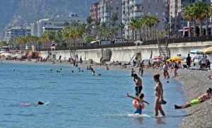 Ekim ayında Antalya'da hava sıcaklığı 32 dereceye ulaştı