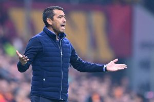 Van Bronckhorst, Galatasaray maçının ardından açıklamalarda bulundu