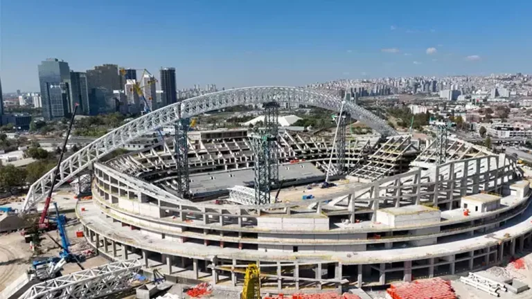 Ankara'nın yeni stadyumu hızla yükseliyor