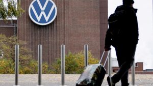 Volkswagen CEO'su yapısal sorunları işaret etti