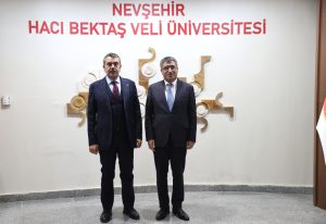 Bakan Tekin Nevşehir'de temaslarda bulundu