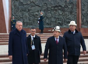 Cumhurbaşkanı Erdoğan Ata Beyit Anıtı'nı ziyaret etti