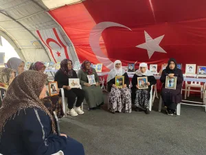 Diyarbakır anneleri evlatlarına kavuşmak için eylemde