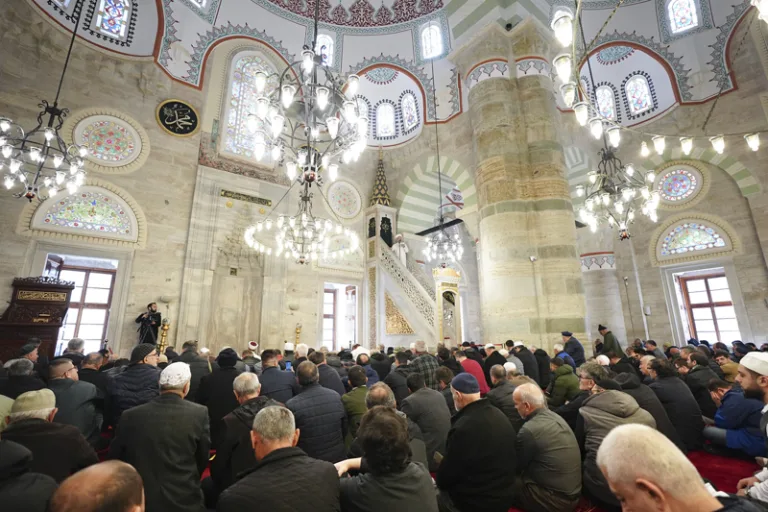 Diyanet Başkanı Erbaş'tan öğretmenlere vurgu