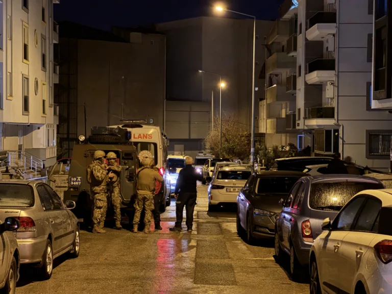 Balıkesir'de kadını rehin alan zanlı etkisiz hale getirildi