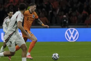 Wout Weghorst'un gol sevinci eleştirildi