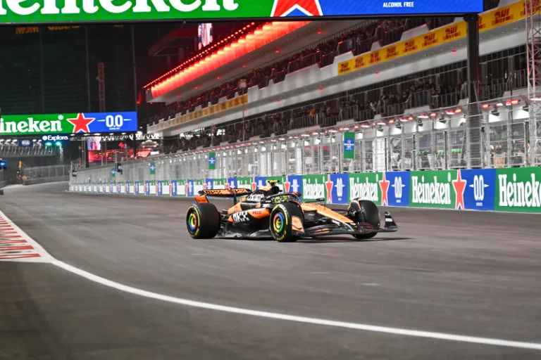 Formula 1 heyecanı Las Vegas'ta devam ediyor