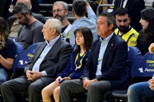 Ali Koç ve Aziz Yıldırım Fenerbahçe maçında buluştu