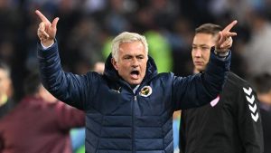 Mourinho VAR hakemi Atilla Karaoğlan'ı istemediğini açıkladı