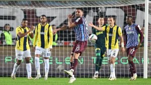 Trabzonsporlu oyuncular Fenerbahçe maçı sonrası tepkilerini açıkladı