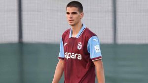 Trabzonspor U19 kaptanı Salih Malkoçoğlu ülkesini temsil etmek istiyor