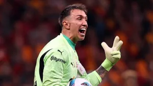 Muslera: Mourinho Türk futbolunu kötüliyor, gidebilir