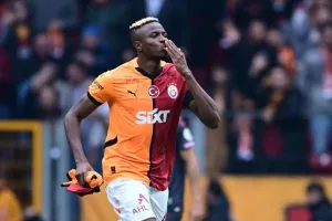 Galatasaray, Victor Osimhen için İngiliz devleriyle yarışıyor