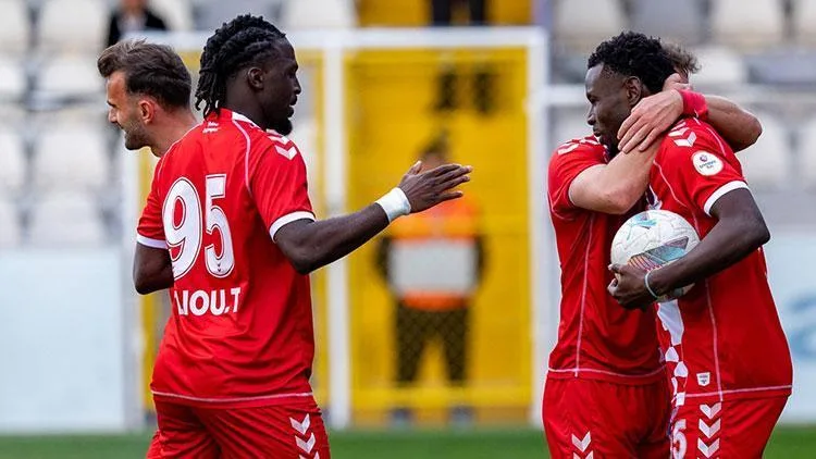 Keçiörengücü, Manisa FK'yı 4-0 mağlup etti