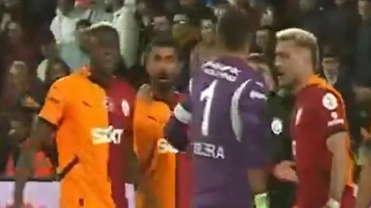 Galatasaray'da Muslera ve Demirbay arasında gerginlik yaşandı