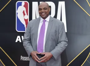 Philadelphia 76ers'ta Charles Barkley'den sert uyarı