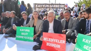 Mardin'de kayyum atamasına karşı protesto düzenlendi