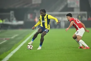 Bright Osayi-Samuel Premier Lig’i tercih ediyor