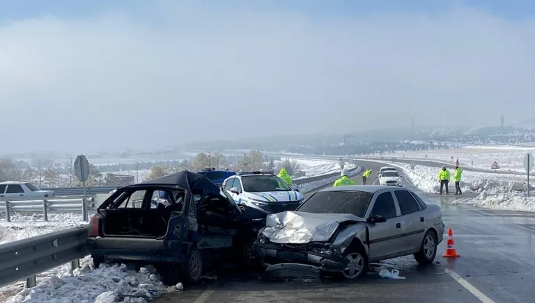 Kahramanmaraş'ta trafik kazası: 1 ölü, 4 yaralı