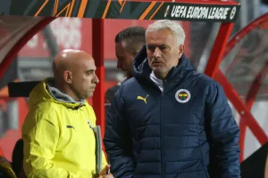 Joseph Oosting, Mourinho'yu övgüyle andı