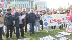 İBB önünde 'azmanbüs' tepkisiyle halk isyan etti