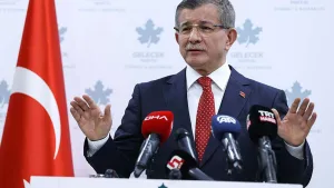 Ahmet Davutoğlu Suriye sorumluluğunu reddetti