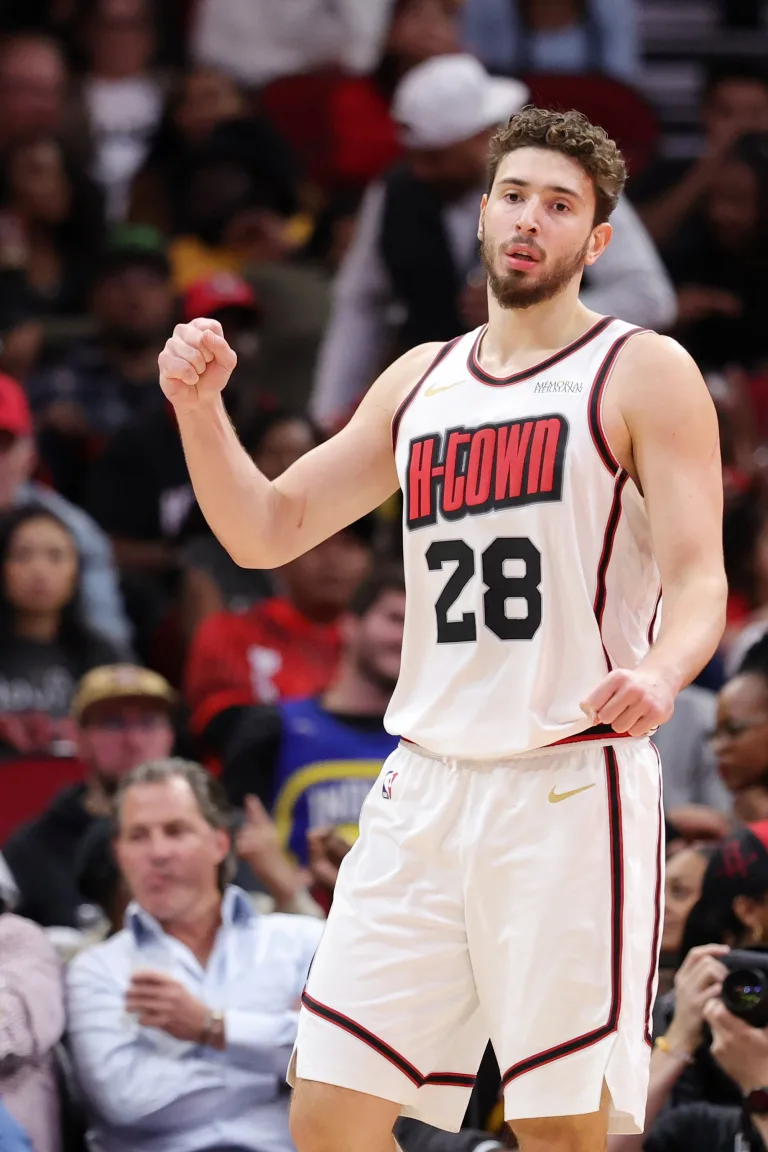 Alperen Şengün, sezonun üçüncü triple-double'ını yaptı