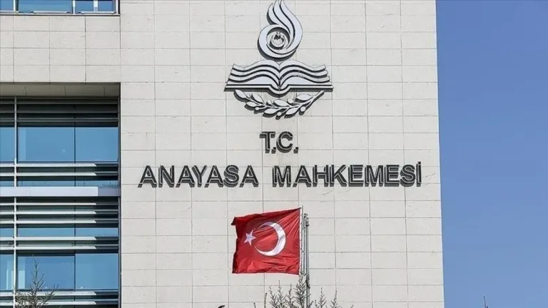 Anayasa Mahkemesi 5 siyasi parti hakkında suç duyurusunda bulundu