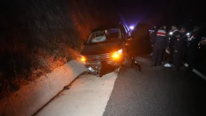 Balıkesir'de tır kazasında 1 ölü, 9 yaralı