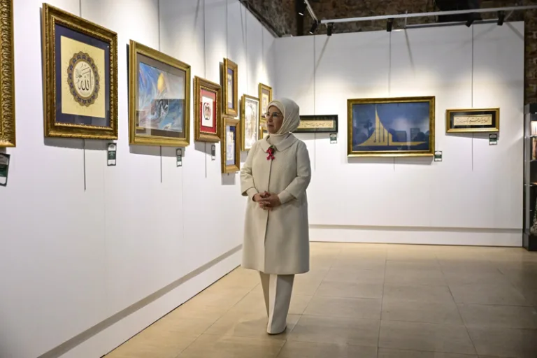 Emine Erdoğan: Sanat, iyiliği ve güzelliği çoğaltmanın kaynağıdır