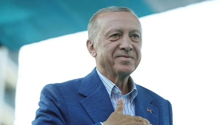 Başkan Erdoğan, Öğretmenler Günü'nü kutladı