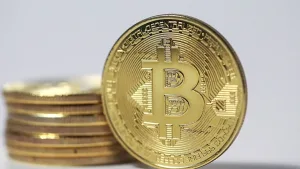 Bitcoin 90 bin doları aştı, yeni rekor kırdı