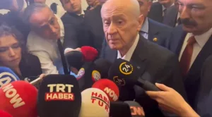 Bahçeli gazeteciye sert tepki gösterdi