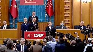 İYİ Parti'den istifa eden Büyük, CHP'ye katıldı