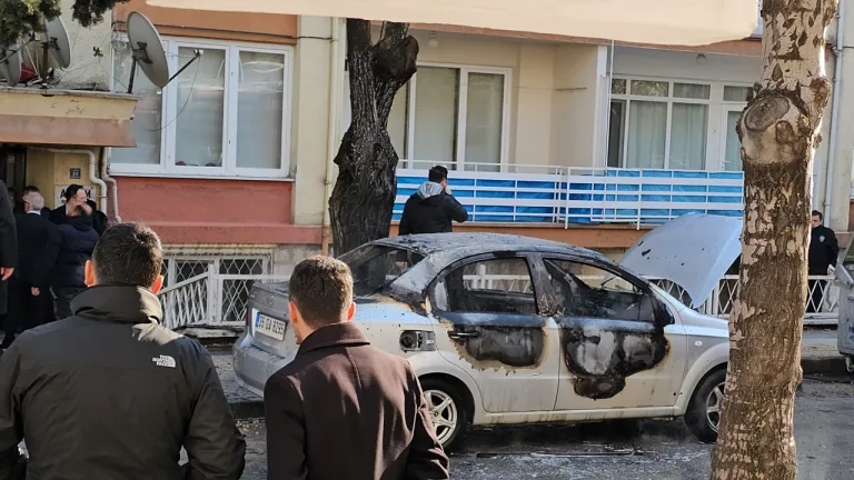 Çorum'da evini ateşe veren kişi ölü bulundu