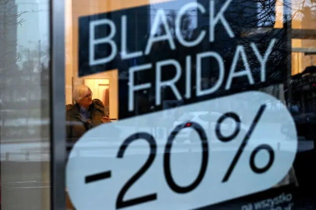 Black Friday indirimleri dünya genelinde büyük ilgi görüyor