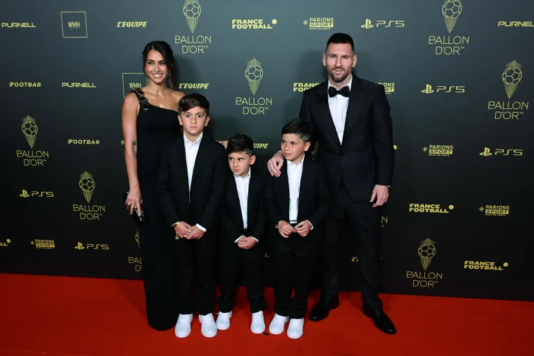 Messi'nin oğlu Thiago, ilk maçına çıktı