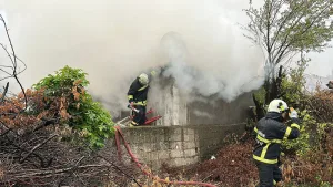 Edirne'de sobadan çıkan yangın evin küle dönmesine neden oldu