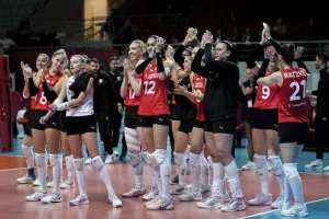 Voleybol temsilcileri 5'te 4 galibiyet aldı