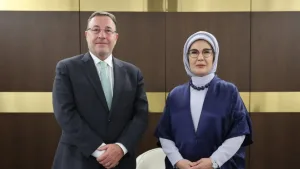 Emine Erdoğan, BM direktörü Steiner ile iklim sorunlarını görüştü