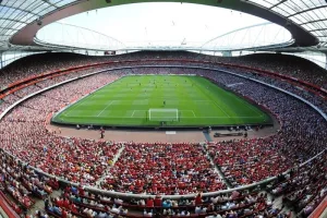 Arsenal Emirates Stadyumu'nu genişletmeyi planlıyor