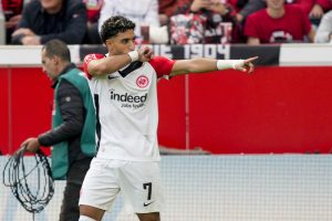 Omar Marmoush, Eintracht Frankfurt'ta parlıyor