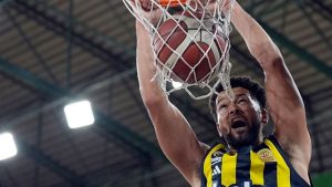 Fenerbahçe Beko, THY Avrupa Ligi'nde ikinci sıraya yükseldi