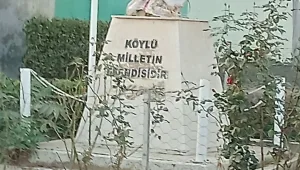 İzmir'de Atatürk büstlerine saldırı yapıldı