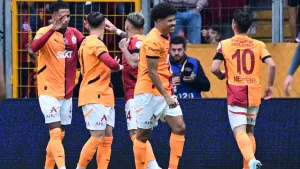 Galatasaray, Samsunspor'u 3-2 ile geçti